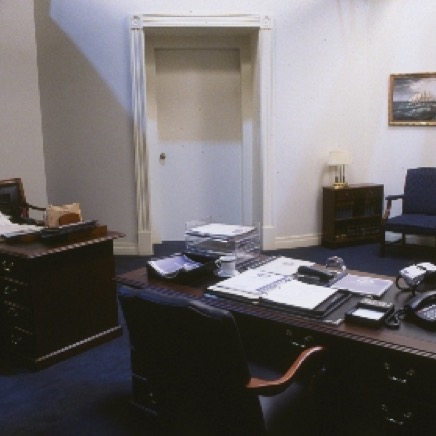 X2 Oval Office - 27.jpg